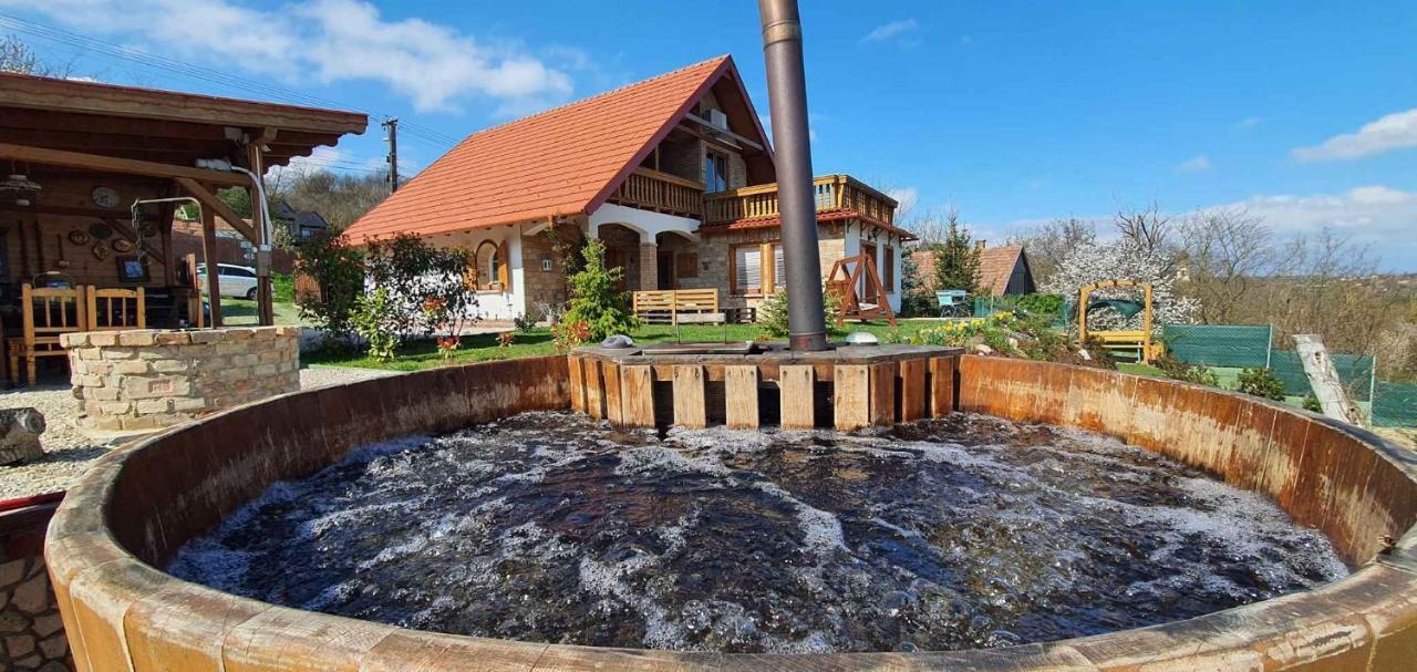 Holiday Home In Balatonendred 44893 Eksteriør bilde